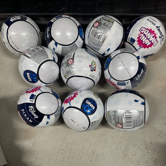 Mini brands - Picture 1 of 2